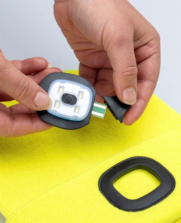 Czapka ocieplana BOAST Z LEDEM żółta-10091