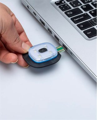 Czapka ocieplana BOAST Z LEDEM czarna - zdjęcie 2